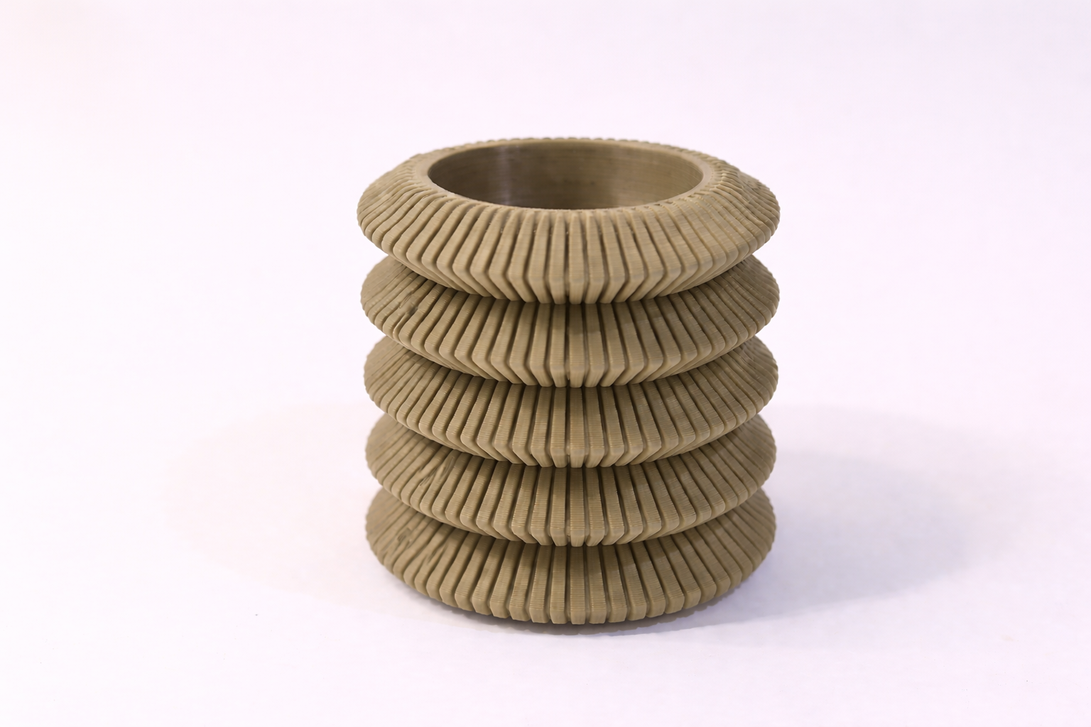 Ribbed halo